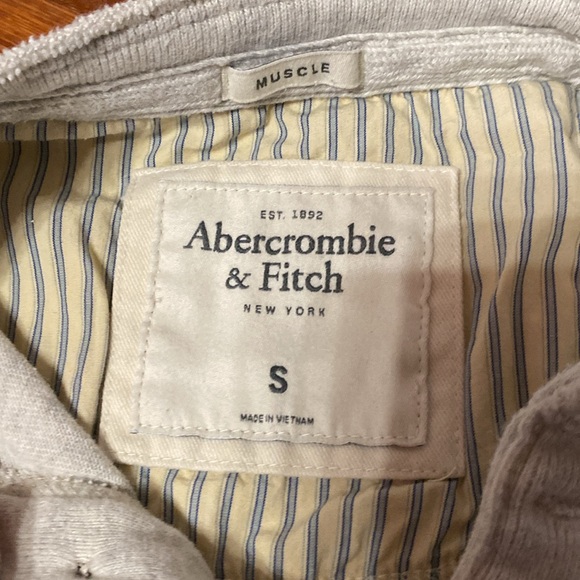 Abercrombie & Fitch Polo (Boy Small) - Picture 2 of 3